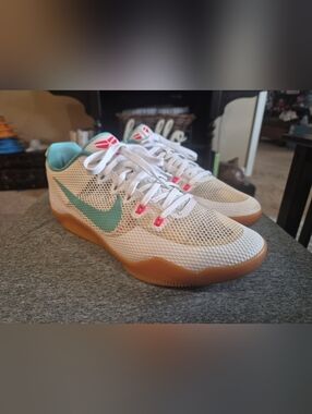 Men's NIKE Kobe XI EM Low "Summer Pack" (836183-103) Sz. 9.5